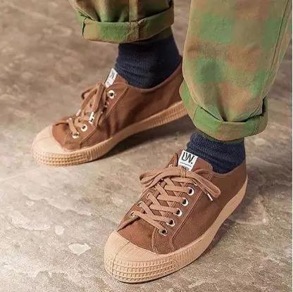 潮流帆布鞋必备知识大全,帆布鞋的正确穿搭方法