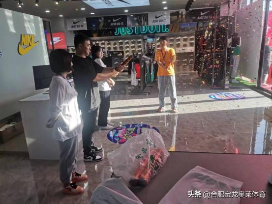 阿迪耐克折扣店加盟政策是什么,文昌阿迪耐克折扣店加盟