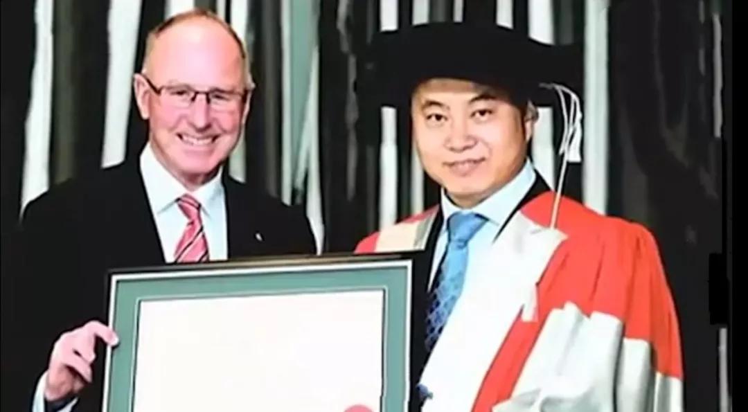 施正荣的无锡尚德在a股上市过吗,无锡尚德董事长施正荣简历