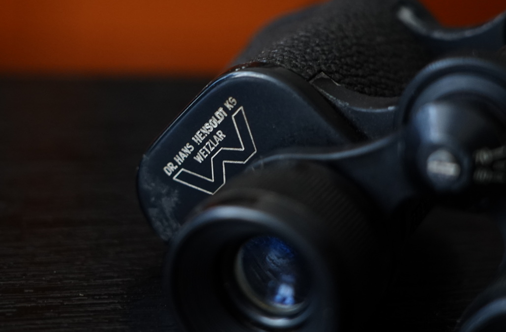 战争时期的老式军用望远镜,战争年代的18倍望远镜