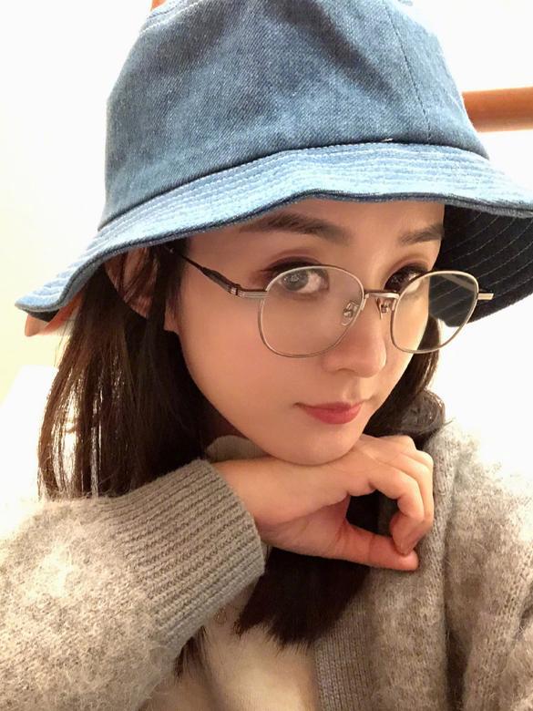 眼镜封印住的颜值怎么拍,眼镜封印了颜值怎么办