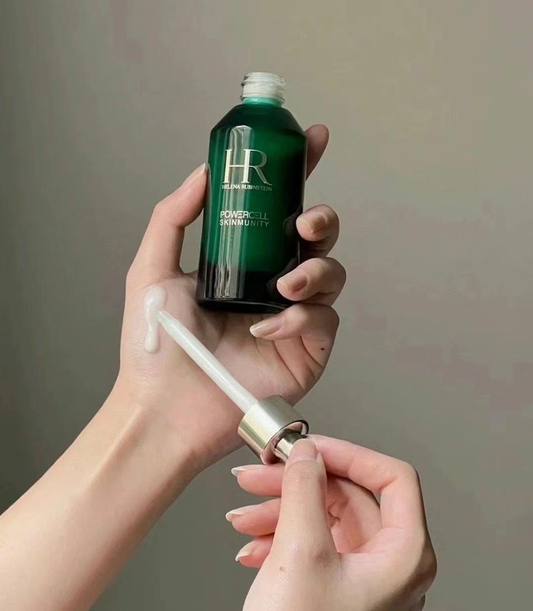 赫莲娜海蓝之谜和cpb哪个适合油皮,海蓝之谜赫莲娜真的有那么好用吗