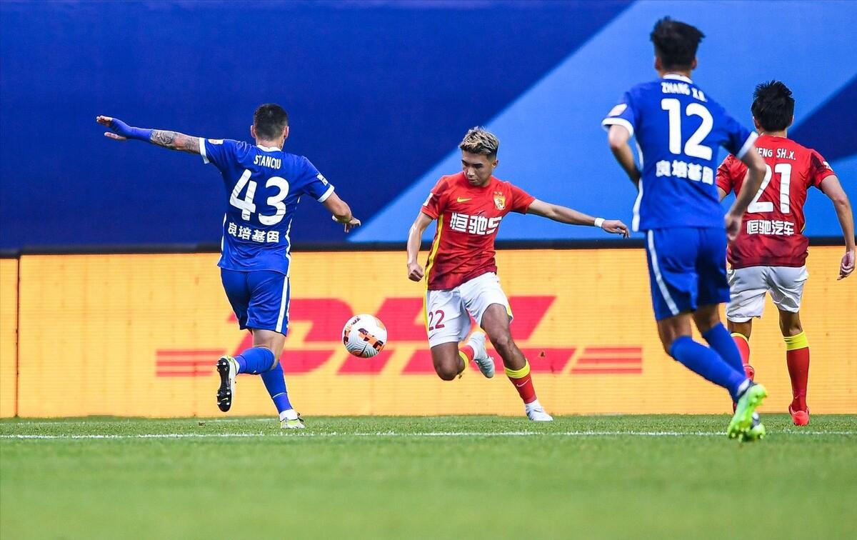 0-8广州队输给了谁,韦世豪谢晖