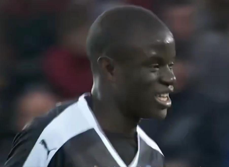 捡垃圾的富豪买豪车,小时候捡垃圾的明星