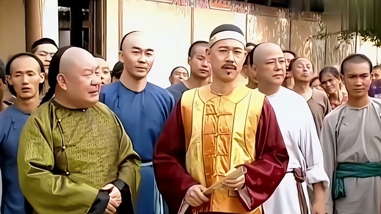 乾隆化名去算命,乾隆下江南神算子给皇帝算命