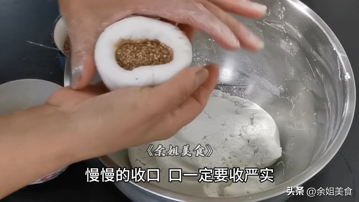 糯米炸糕怎么做又酥又脆,糯米油炸糕怎么做又酥又软不开裂