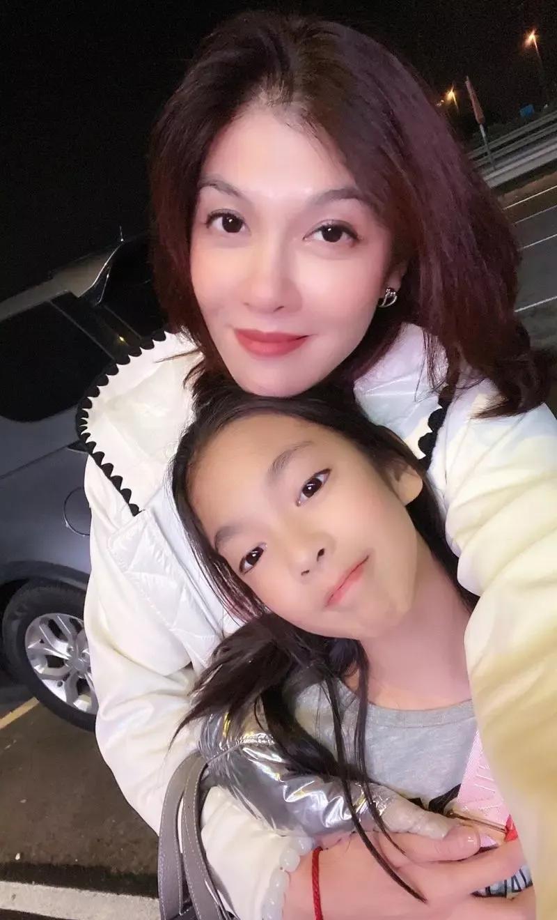 奥运会女子冠军王军霞夺冠,奥运女乒冠军王楠