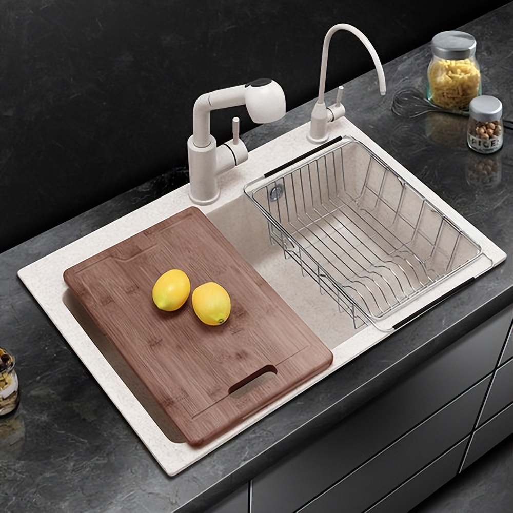 厨房装修水槽的最佳选择,厨房水槽最好用什么样的