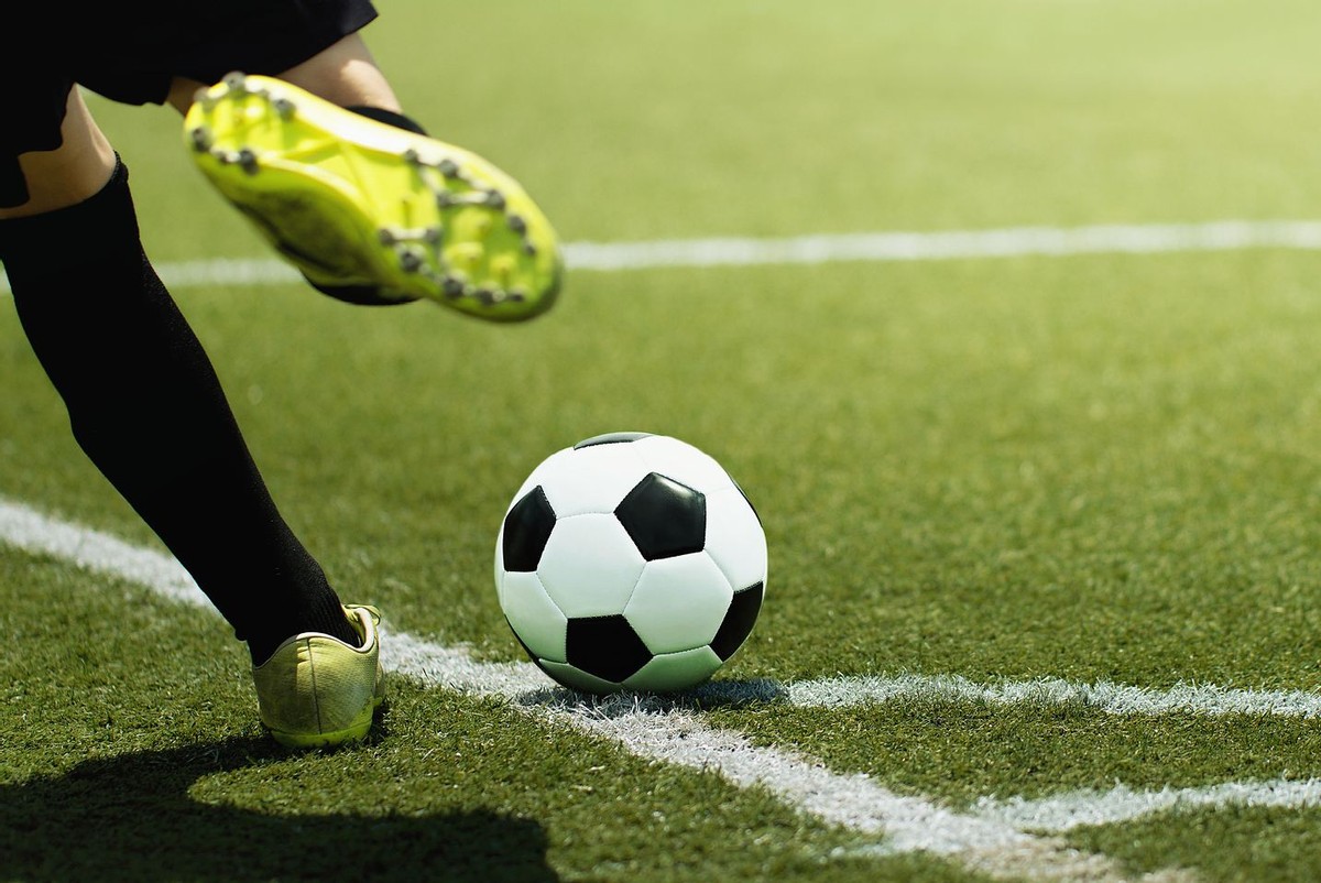 看男足不如玩游戏，入坑《坦克世界》的最佳时机来了