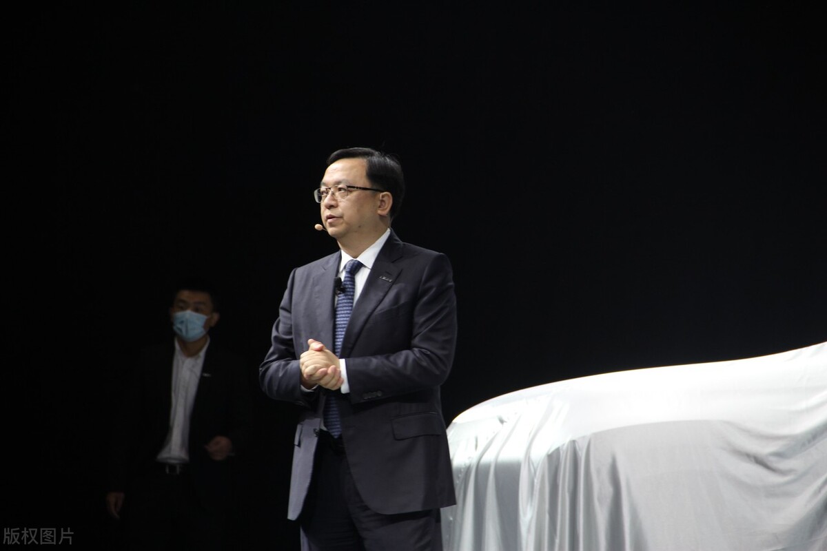 比亚迪汽车国际竞争力,比亚迪迈向中国高端汽车