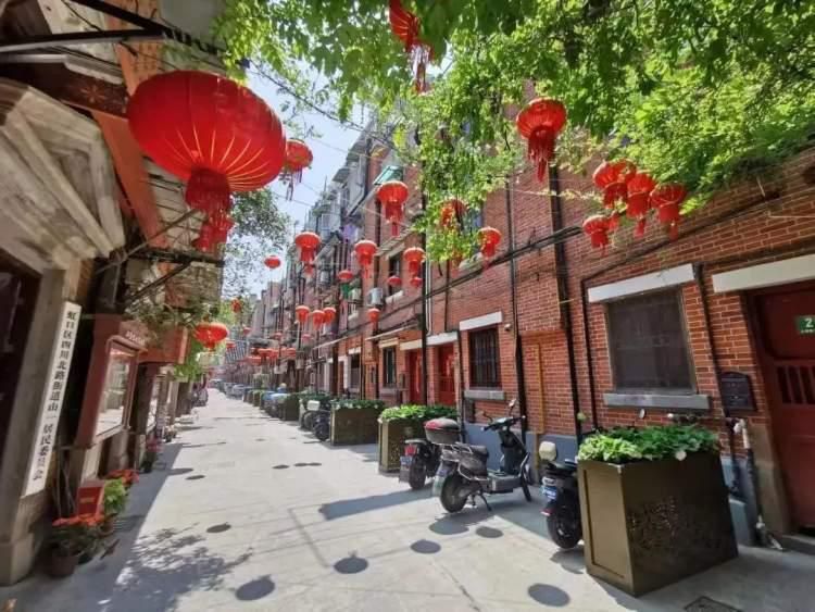 如何追求“新时尚”？这个街道通过一张网