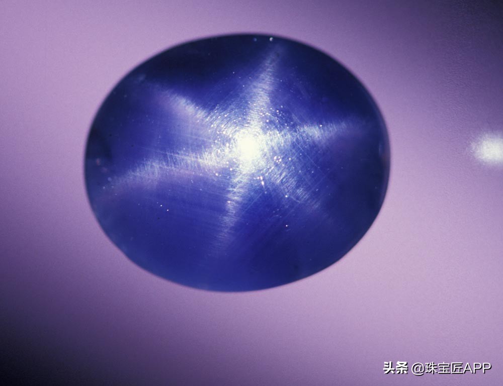 宝石的裂纹叫什么,宝石有裂痕是不是就失去价值了