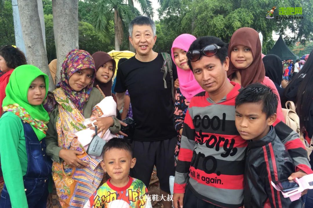 一双拖鞋走遍东南亚,一双拖鞋走世界原版