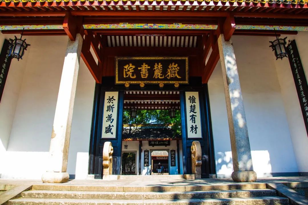 从学霸到学渣再到学霸的小说,从学霸到学渣的故事