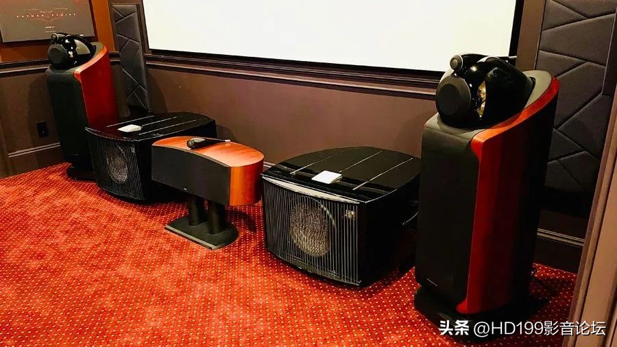 AVS论坛12月最佳家庭影院—MarkLeBlanc的7.2.4影院