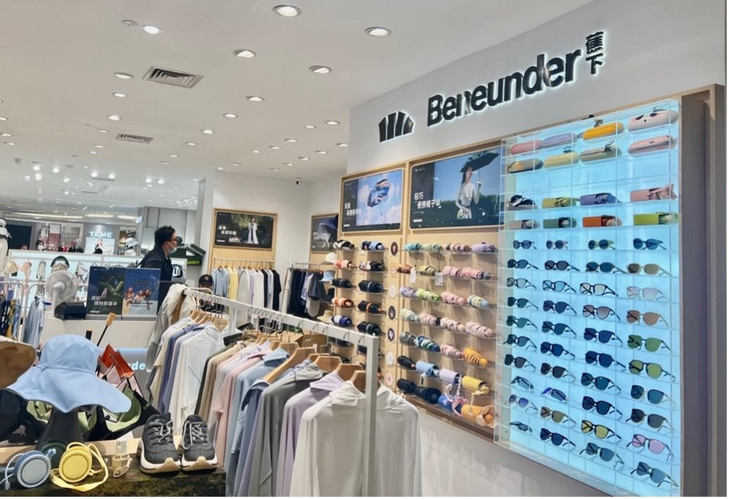 银泰百货防晒衣销量上涨164%，成为游客五一的“度假战衣”