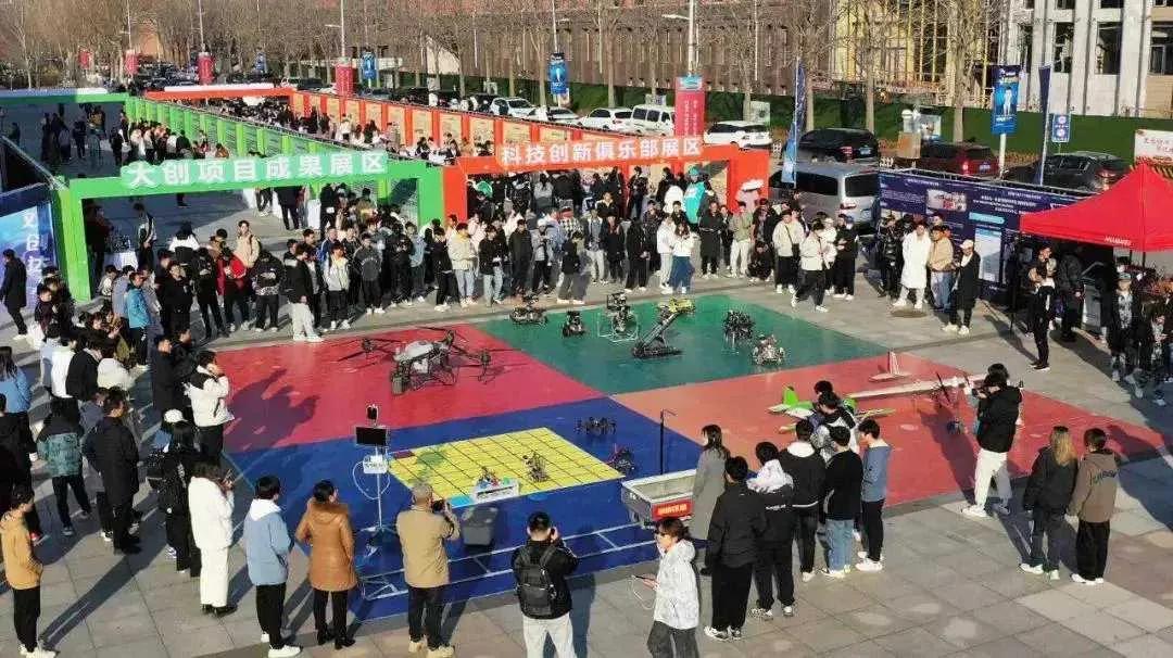 燃爆了！“高大上”双创成果亮相沈航第四届创新创业科技节