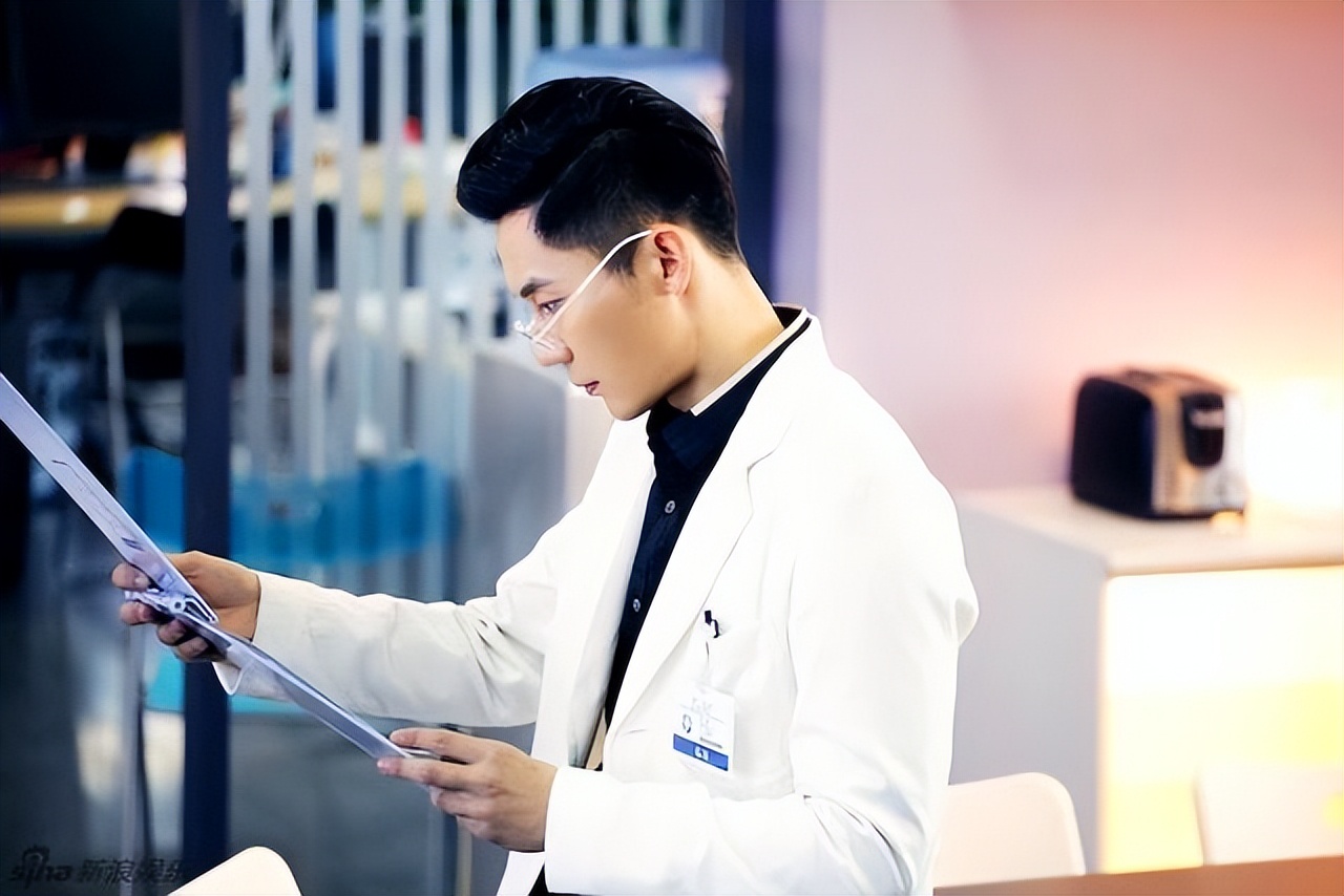 六本适合打发时间的小说,推荐8本口碑炸裂的小说女性向