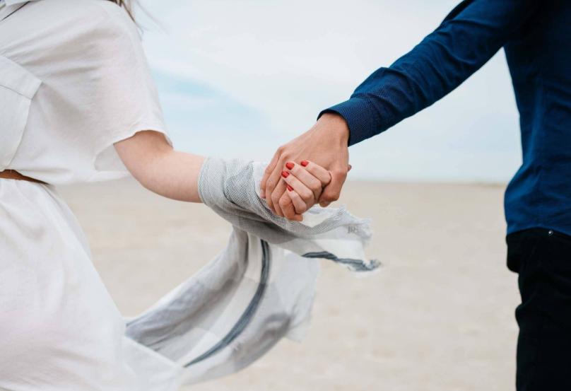 人体润滑剂，对女性伤害大还是对男性？能长期用吗？看完涨知识