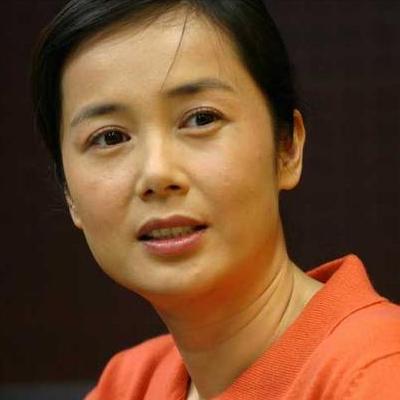 蒋雯丽事件是真实的吗,年轻貌美又风情万种的蒋雯丽