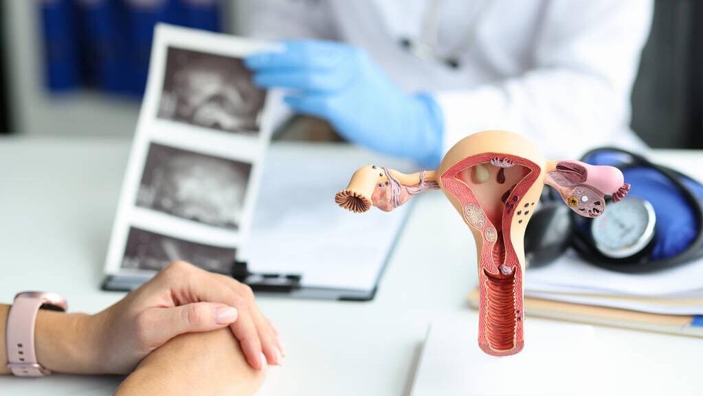 女性身体有异味是什么原因引起的,女生有一股异味是怎么回事