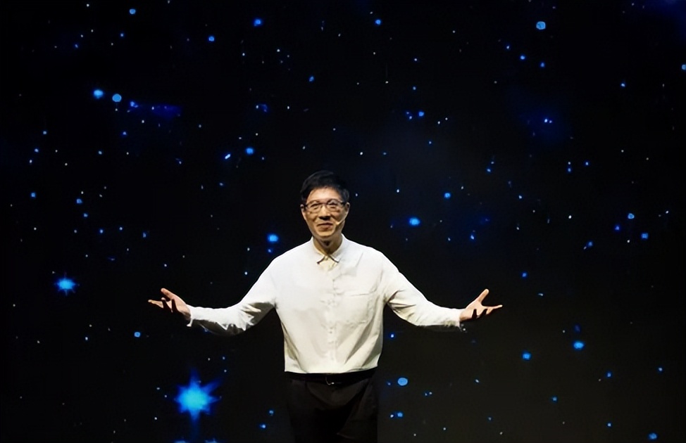 他是主持《乡村发现》的兵哥，如今的李老师，李兵现在还好吗？