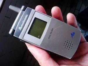 盘点20年前用过的那些老品牌手机，有几款设计如今看也堪称经典