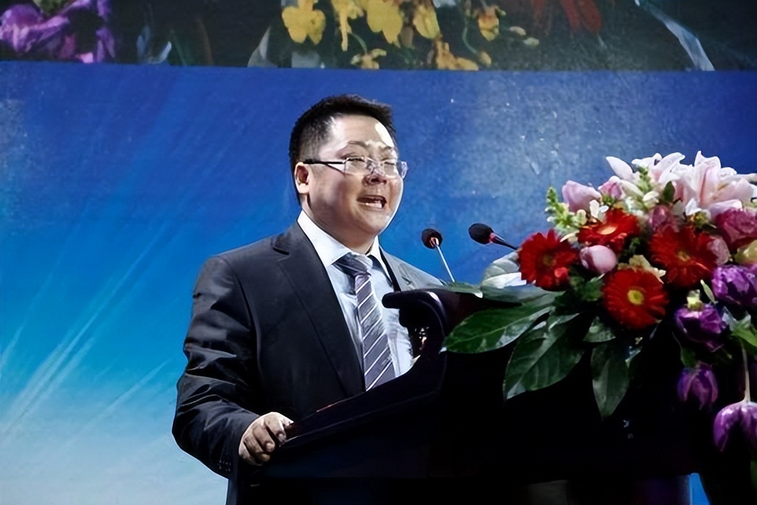 璺岃惤鐨勭櫨浜垮瘜璞畬鏁寸増,璺岃惤绁炲潧鐨勪腑鍥藉コ棣栧瘜