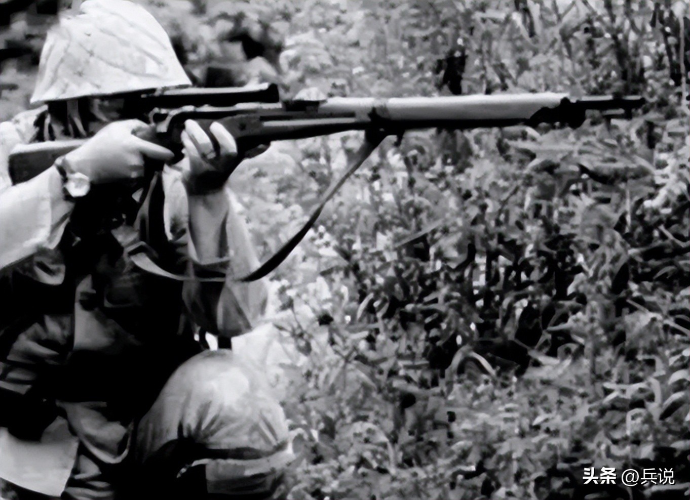 日军乔装成八路,日军假扮百姓被八路识破后全歼