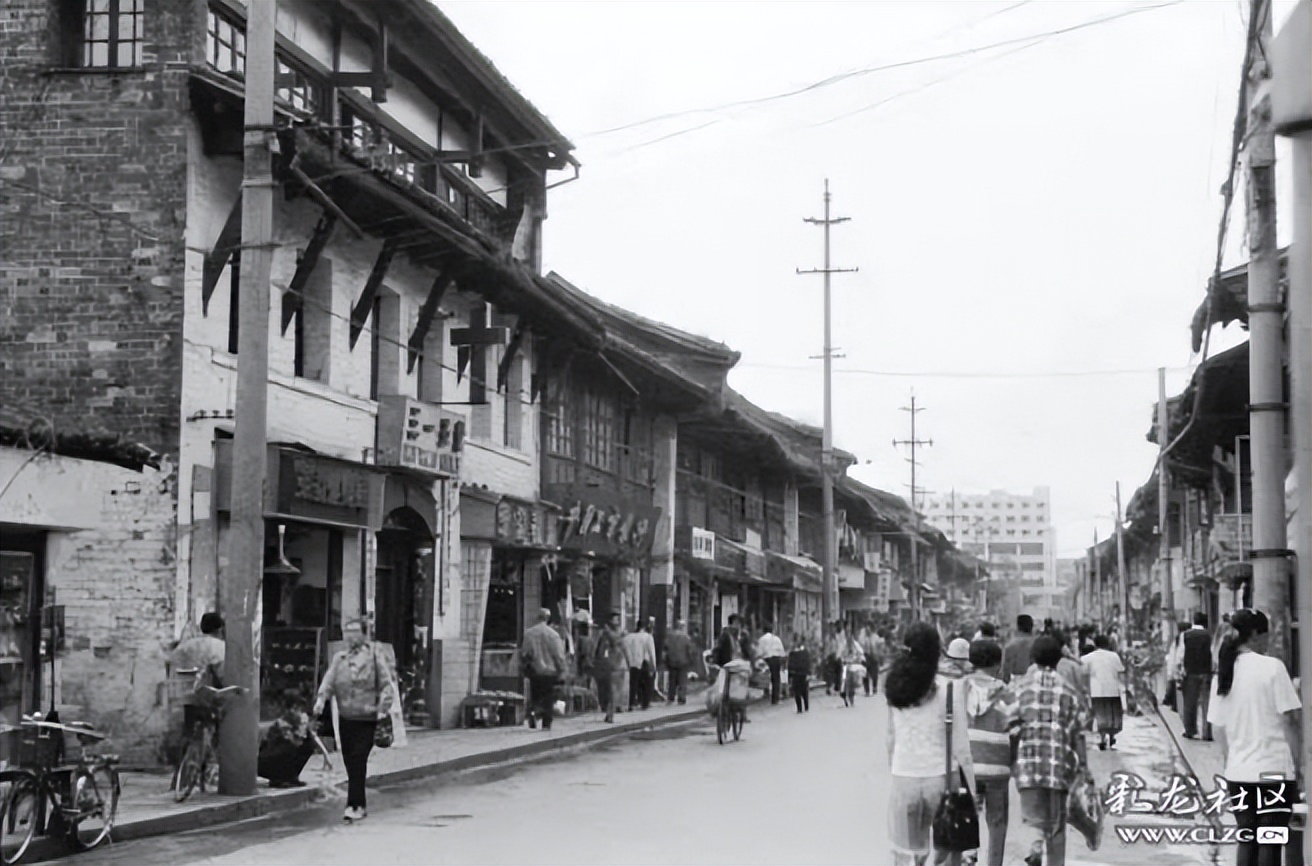 已消失的昆明八十年代餐饮店,昆明已消失的老餐饮店