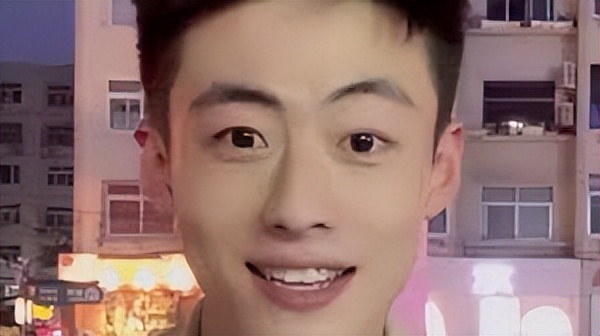 盘点在“视频通话功能”中翻车的网红天菜（一）