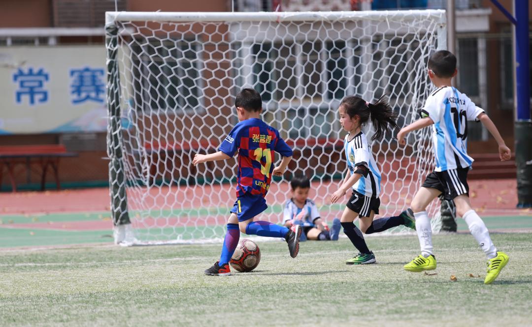 华阳实验小学足球,句容华阳实验小学足球场