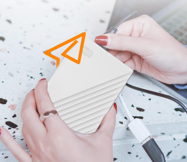 移动硬盘是机械和固态哪个好一点,移动硬盘和固态移动硬盘怎么选