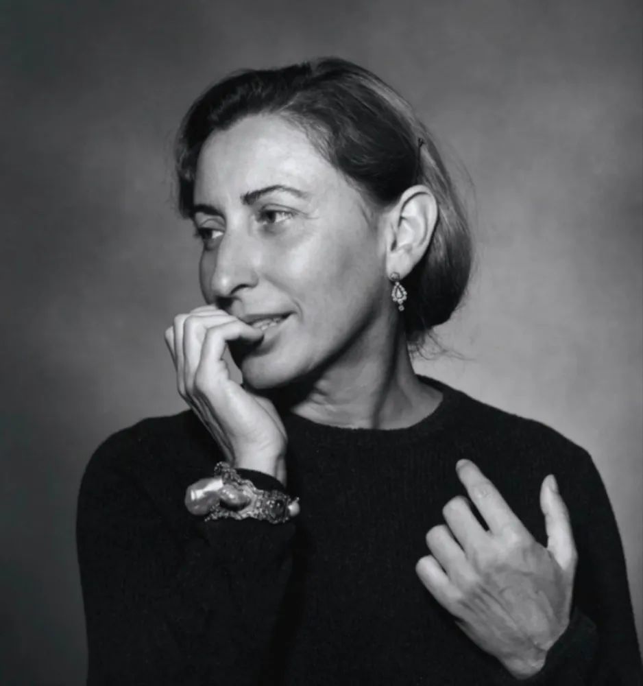 prada步入2021新意境,prada2019早春官网