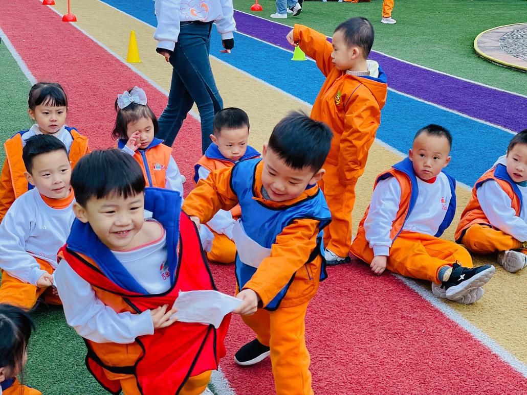 吉的堡幼儿园亲子运动会,吉的堡幼儿园赛课