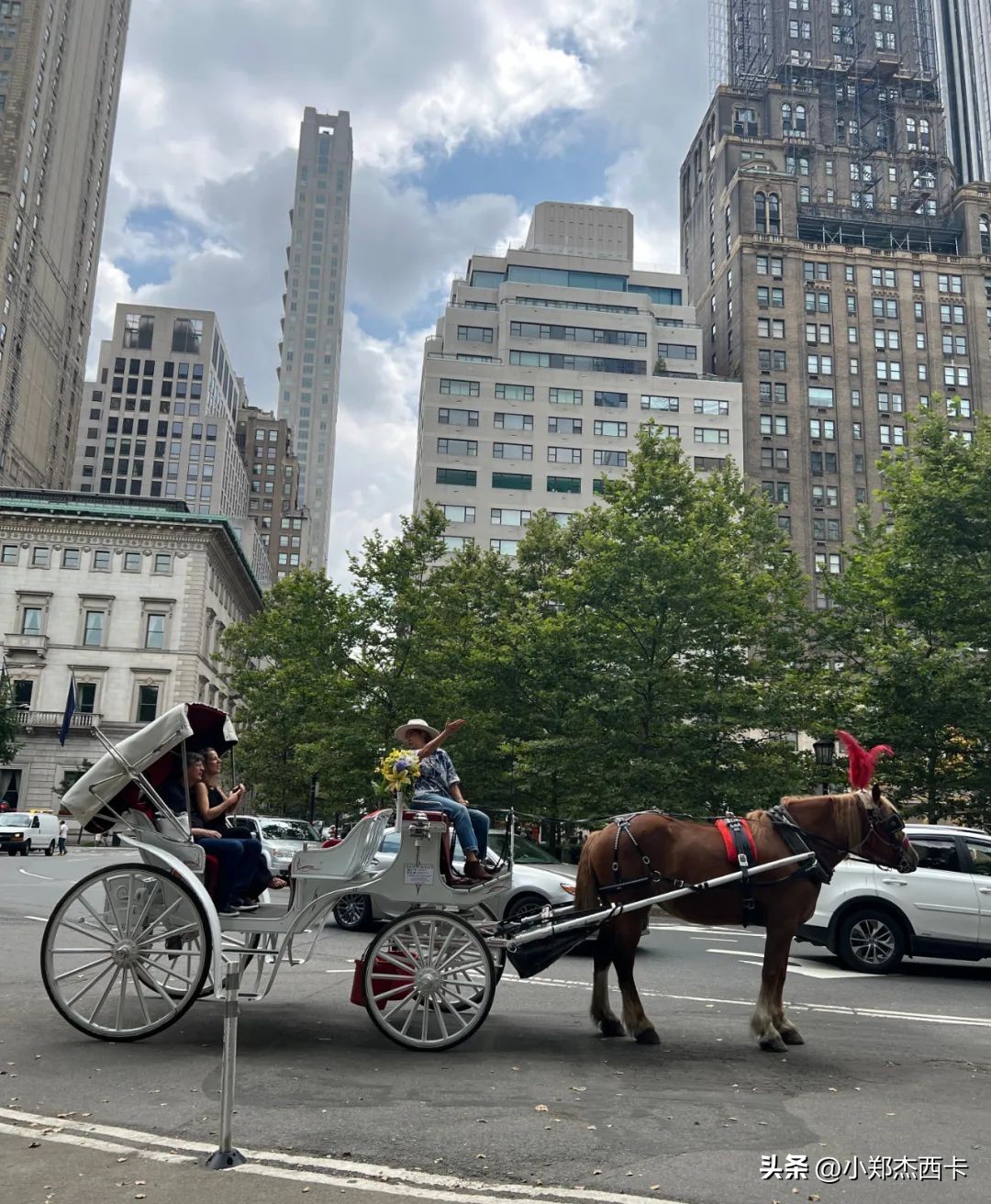 她随便穿条白裙子，就把半个好莱坞给比下去了