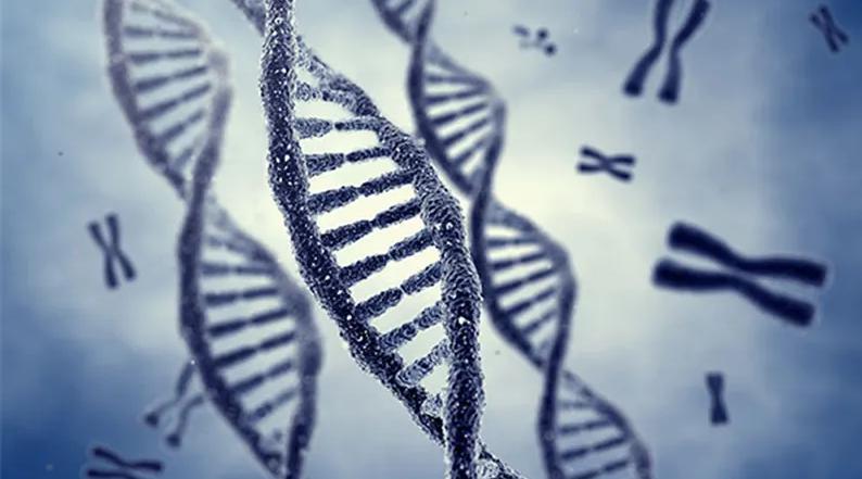 头皮总是长疙瘩是怎么回事,头皮上老长疙瘩怎么回事