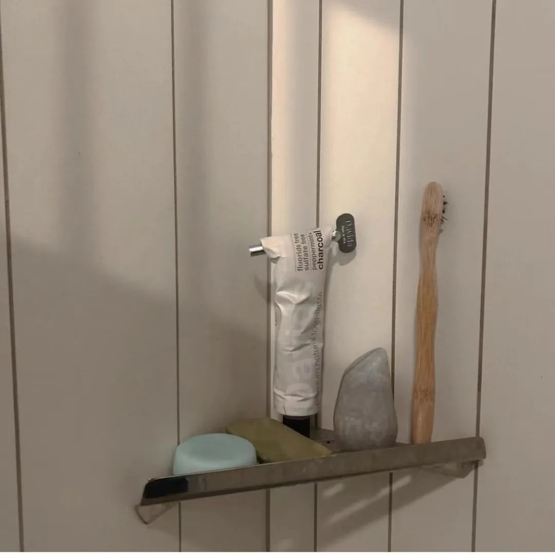 98年女孩过“极简生活”上瘾！5年不用卫生巾，2年不买卫生纸？