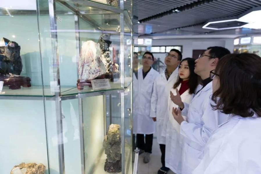 给地球做ct的科学家是谁,给地球做ct是什么技术