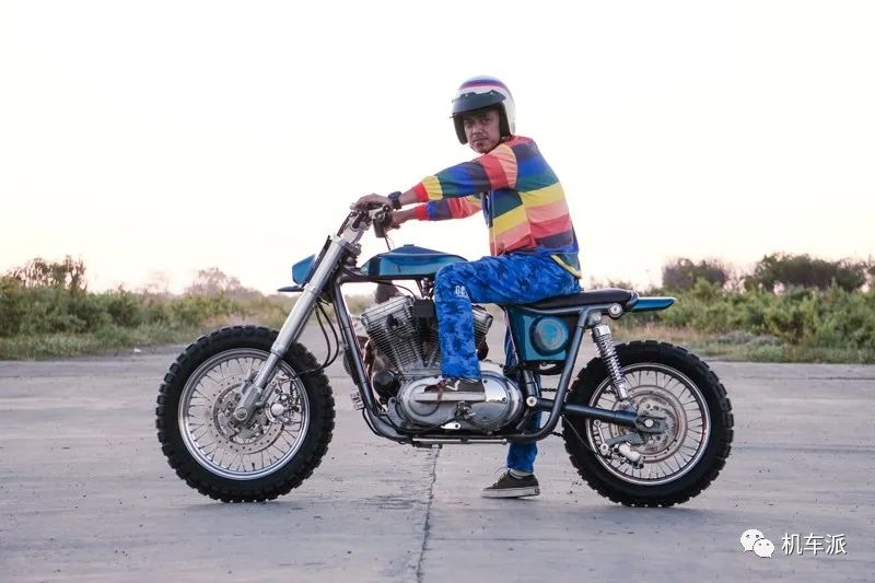 定制|来自望加锡的小怪兽哈雷XL1200Tracker欣赏