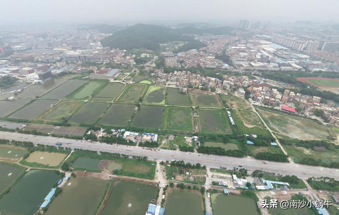 楼面价5200多商住地,楼面价4300元房价多少