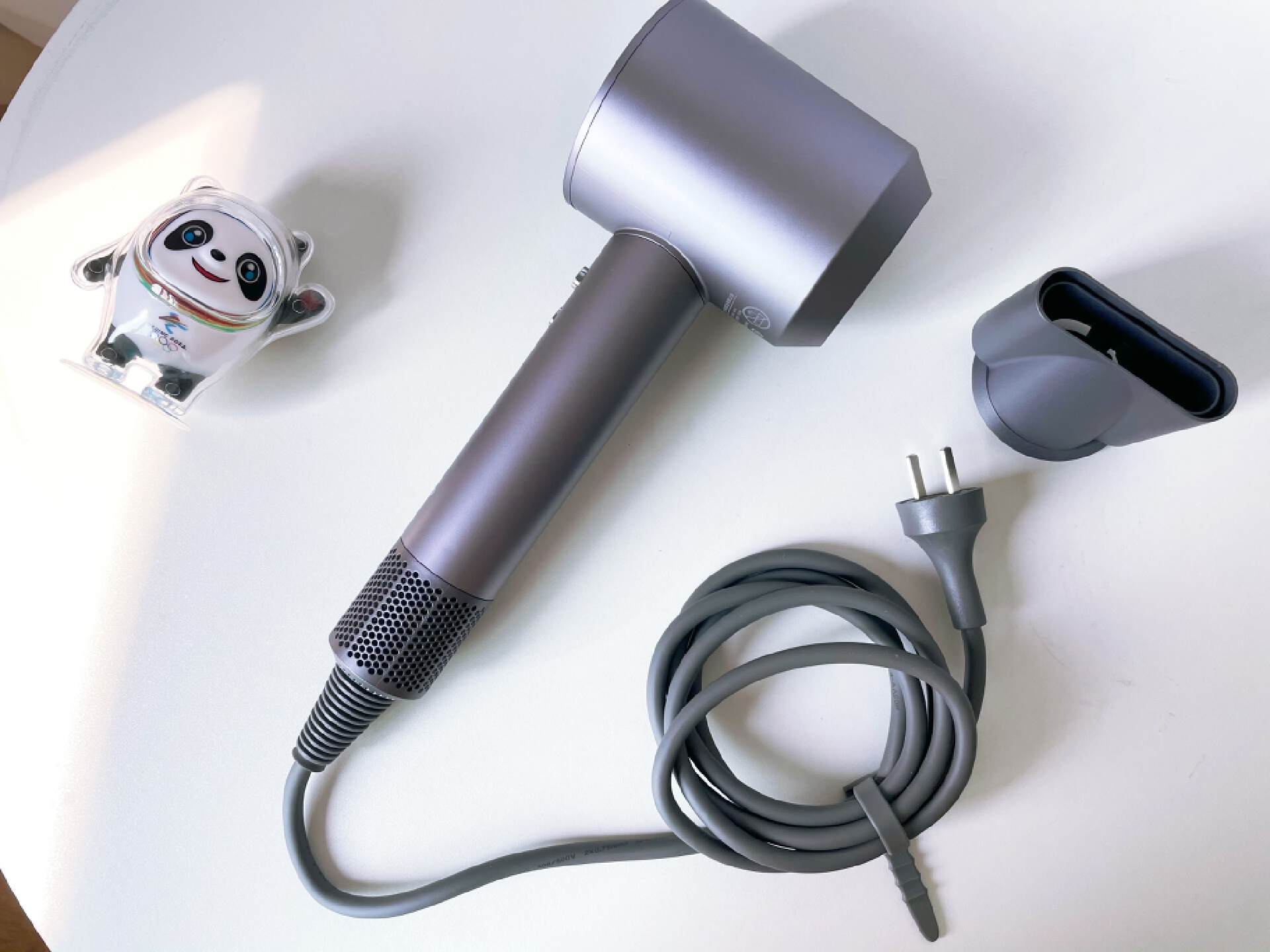 高速恒温护发吹风机,高速吹风机柔顺秀发