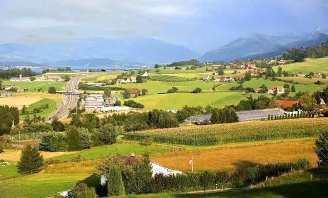 十首田园诗词最美的田园生活,关于田园的古诗词30首