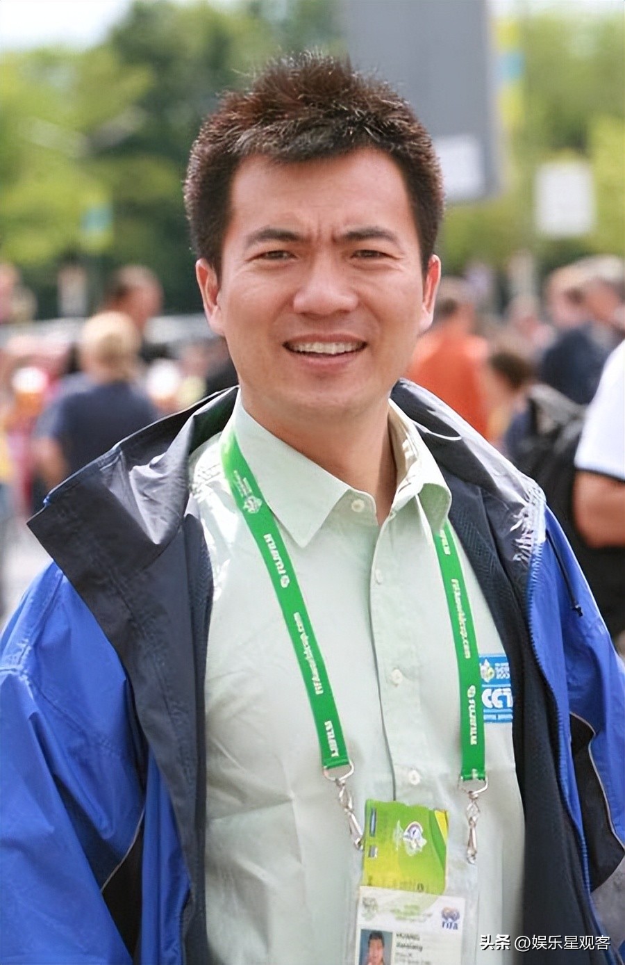 离婚已有16年，如今再婚的他儿女双全，前妻患癌生活困难至今单身