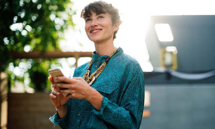 朋友圈发什么可以对付同事,如何发朋友圈暗示同事情商低