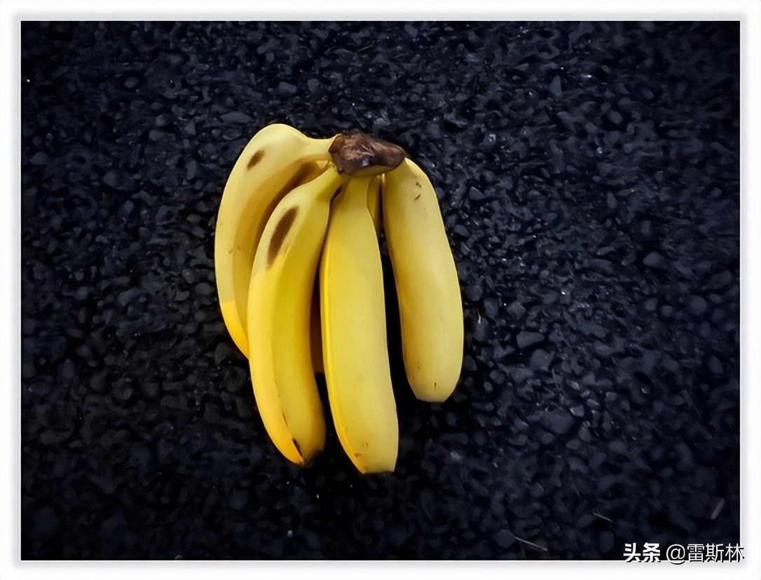 “我在大润发打了32天地铺，才知道疫情下的人最需要什么”