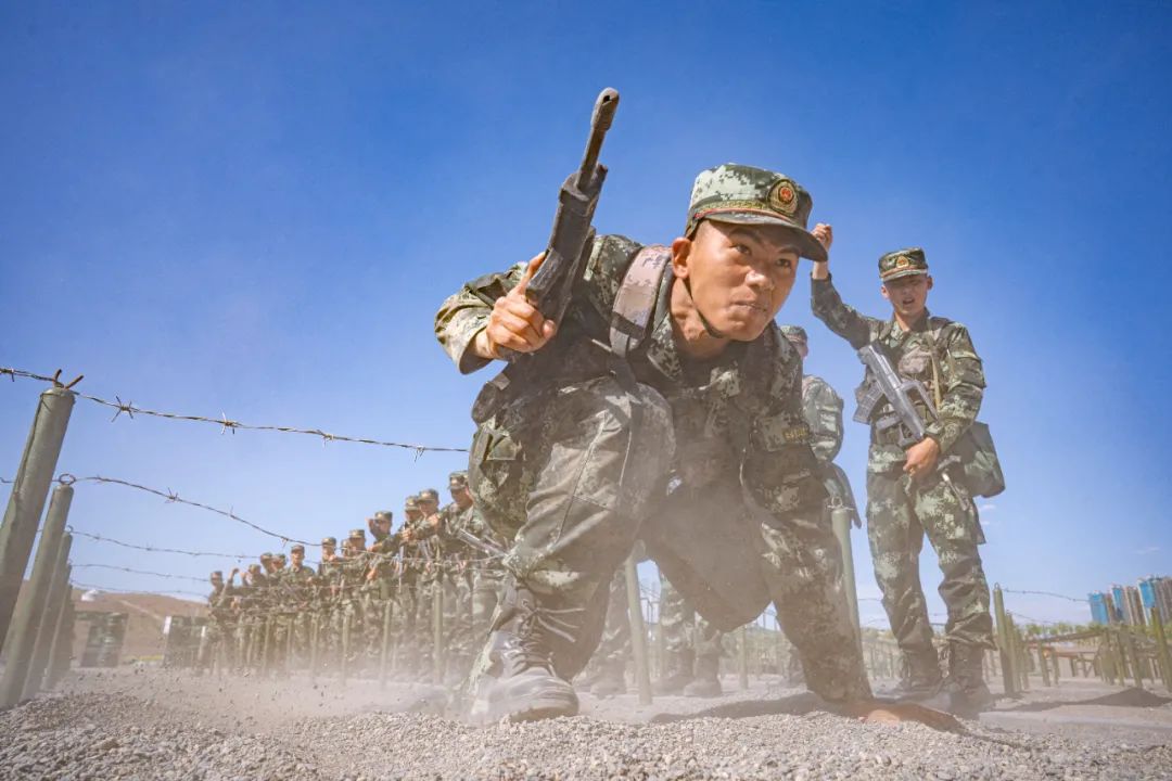 就该这么干：军官安置100%进机关，士兵退役100%事业编！