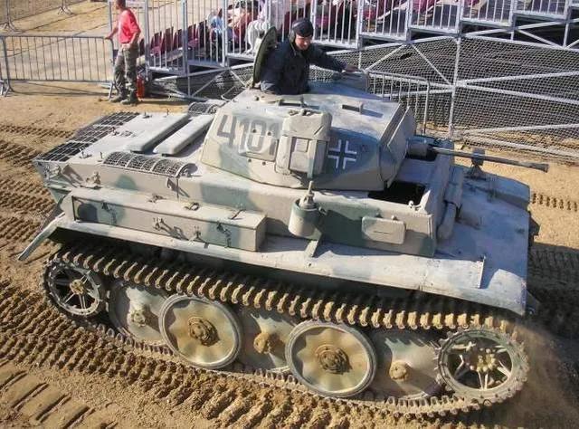 一号坦克二号坦克,二战德国坦克视频完整版