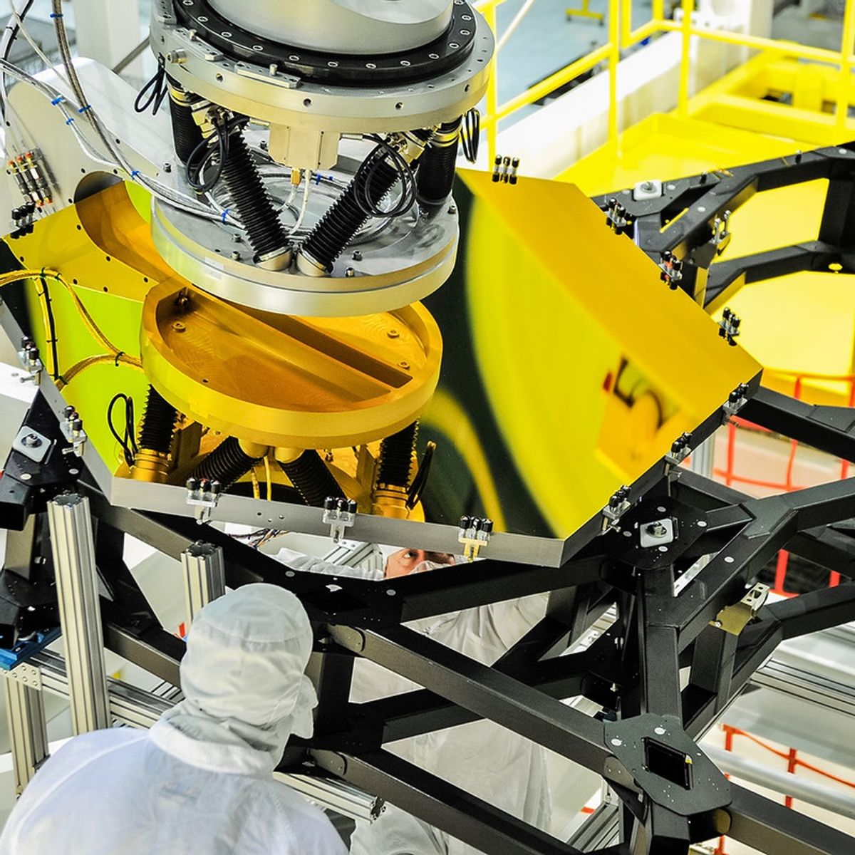 韦伯太空望远镜揭秘宇宙,韦伯太空最强大望远镜