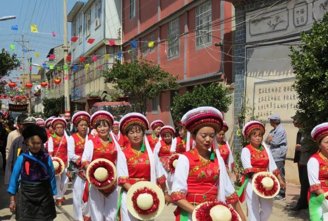 网报云南导游威胁女游客人身安全,鼓浪屿女导游有导游证威胁乘客